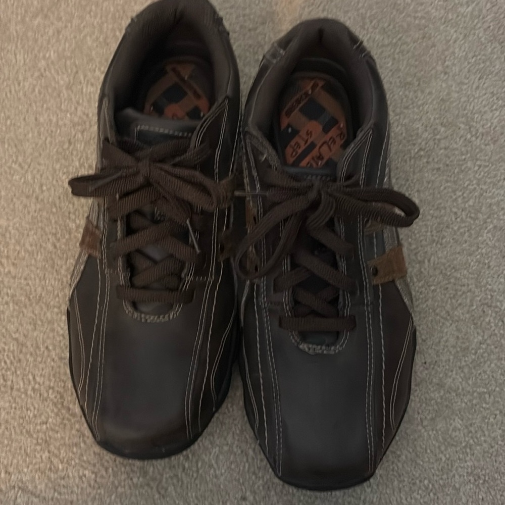 Sketchers Mens Brown Shoes Size 10